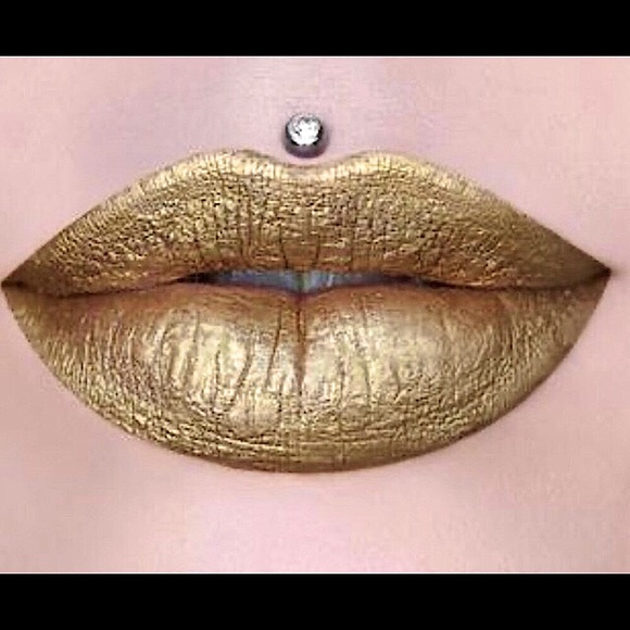 🆕🔥HTF-JEFFREE STAR VLL LIPSTICK(FIRST CLASS)GORGEOUS COLOR& NWT&NIB!!! - Picture 2 of 6